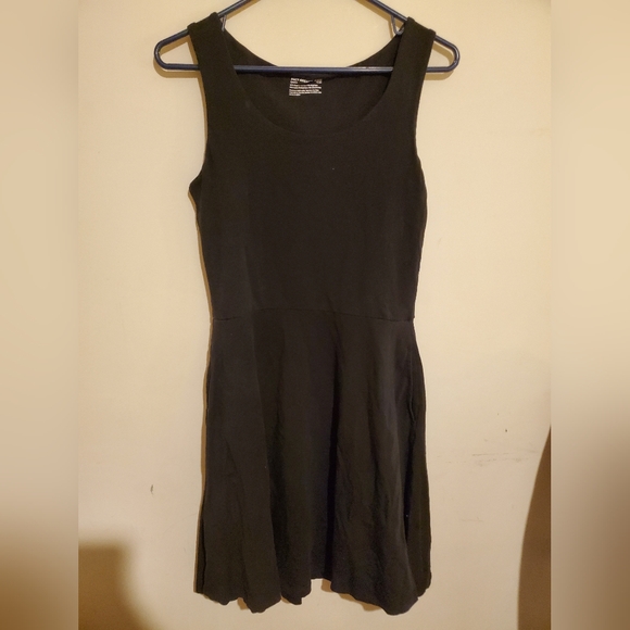 Pact Dresses & Skirts - Pact Organic Black Sleeveless Dress With Pockets Size Small